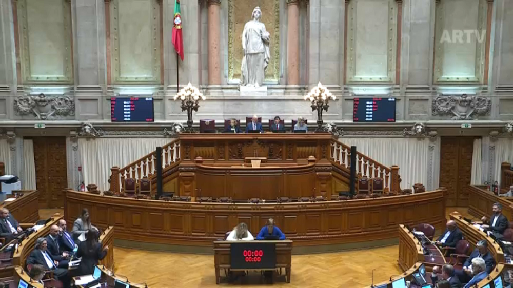 Debate de urgência sobre aumento do custo de vida marcado por críticas entre Governo, PS e Chega 