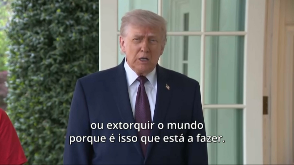 “Não podemos deixar Irão chantagear ou extorquir o mundo” com bloqueio de Ormuz, diz Donald Trump 