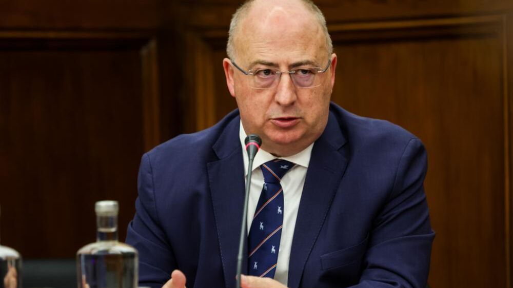 Pedido Único com 56 mil candidaturas mas ministro pede que se acelere ritmo