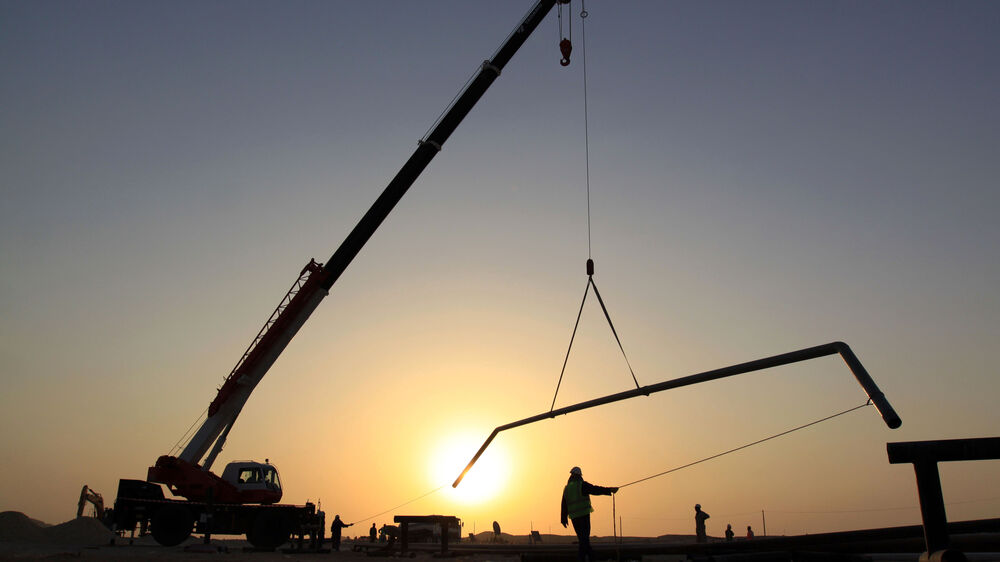 Brent cai 9% para 90 dólares após anúncio da reabertura do Estreito de Ormuz