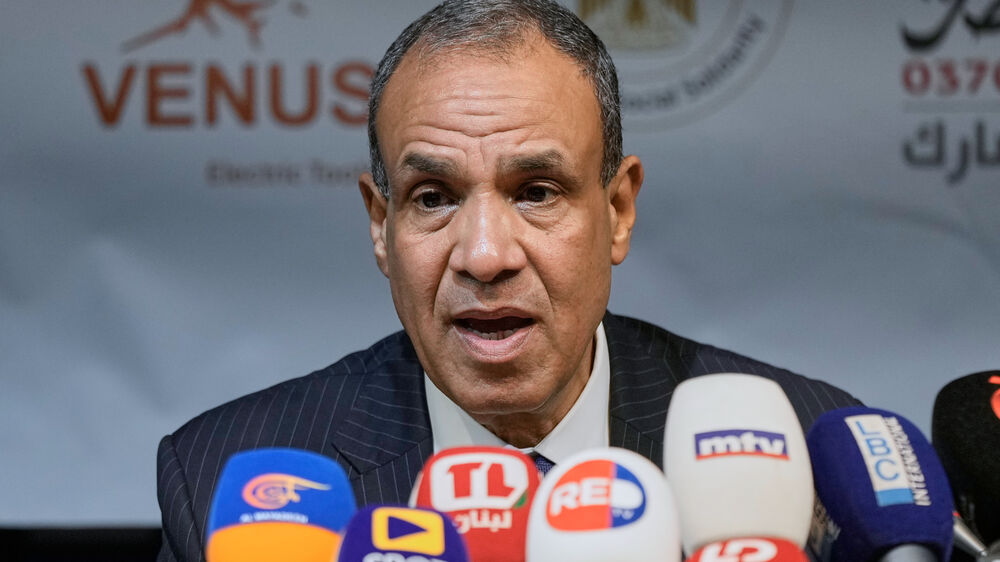 Chefe da diplomacia egípcia, Badr Asdelatty