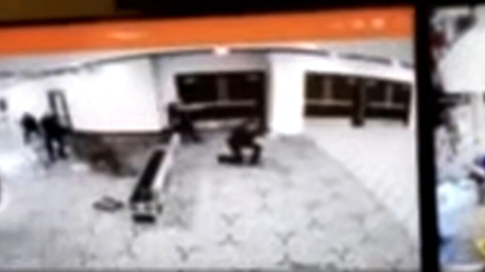 Imagens de videovigilância mostram atirador a tentar entrar no jantar da Casa Branca