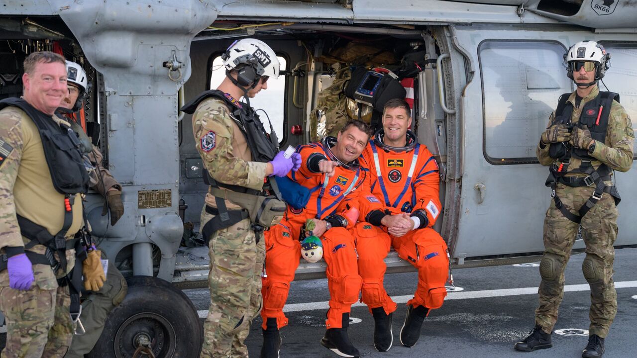 Astronautas da missão Artemis II regressam à Terra após viagem de 10 dias até à Lua