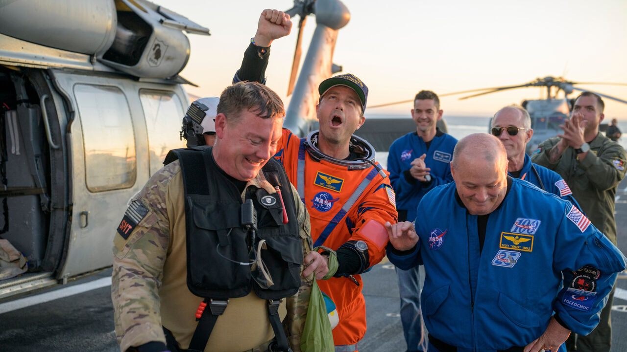 Tripulação da missão Artemis II regressa em segurança à Terra após 10 dias