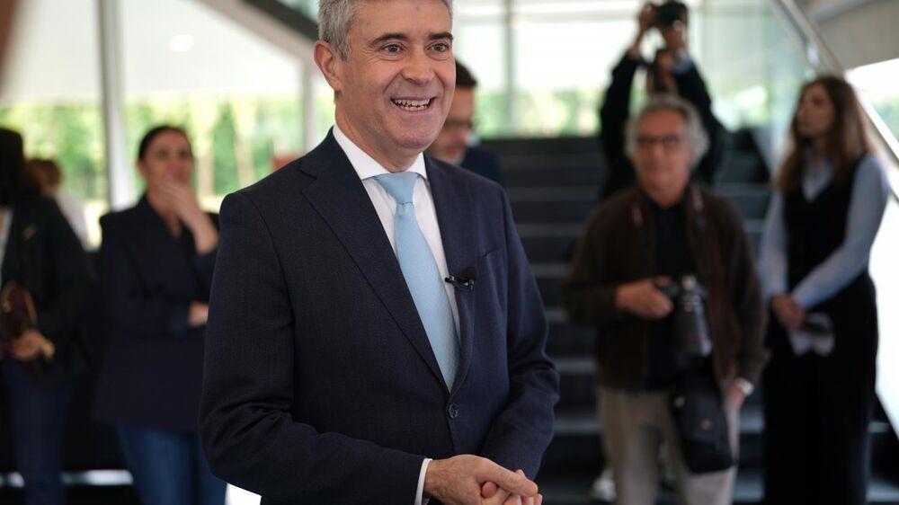 José Luís Carneiro critica negociação da reforma laboral pelo Governo