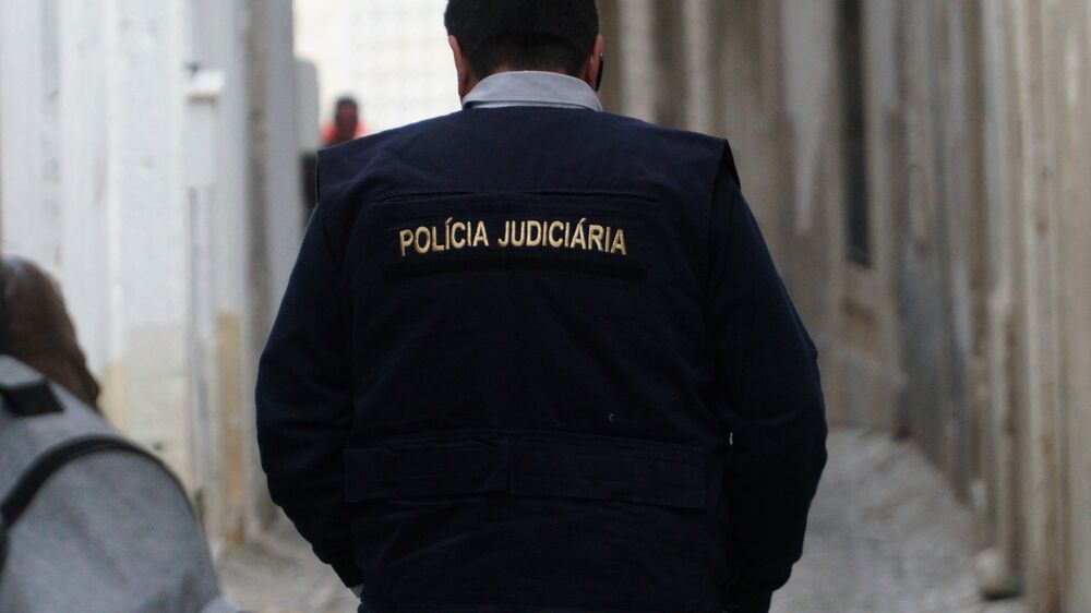 PJ detém nos Açores mulher procurada no Brasil para cumprir pena por tortura e rapto