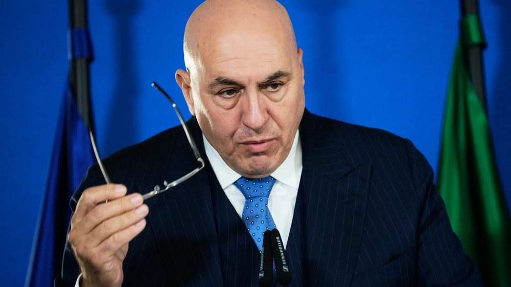 Guido Crosetto, ministro da Defesa de Itália 