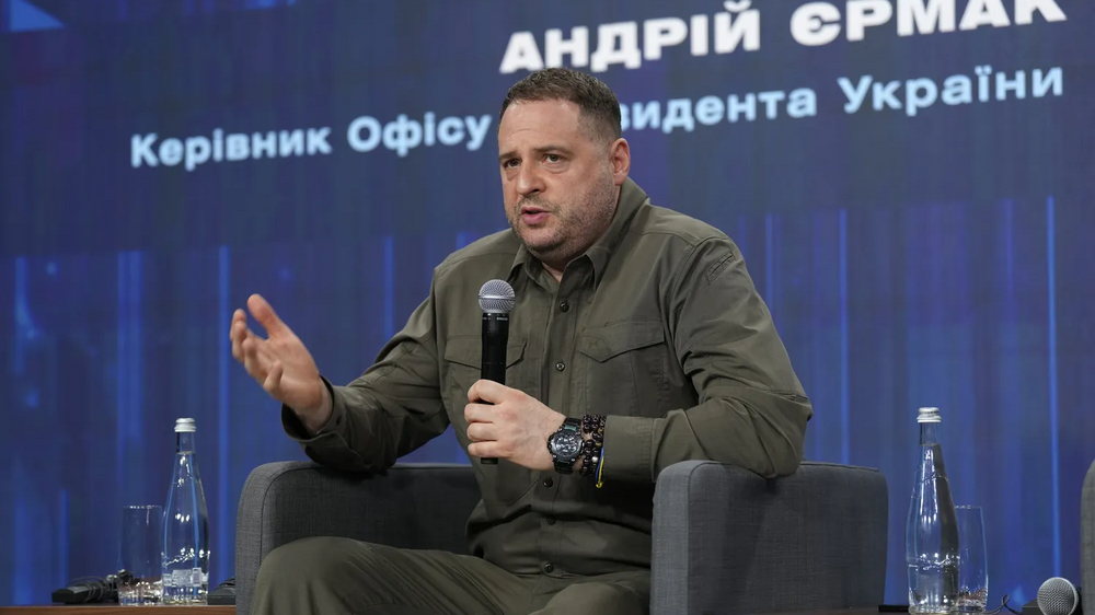 Tribunal da Ucrânia ordena detenção de antigo chefe de gabinete de Zelensky por corrupção