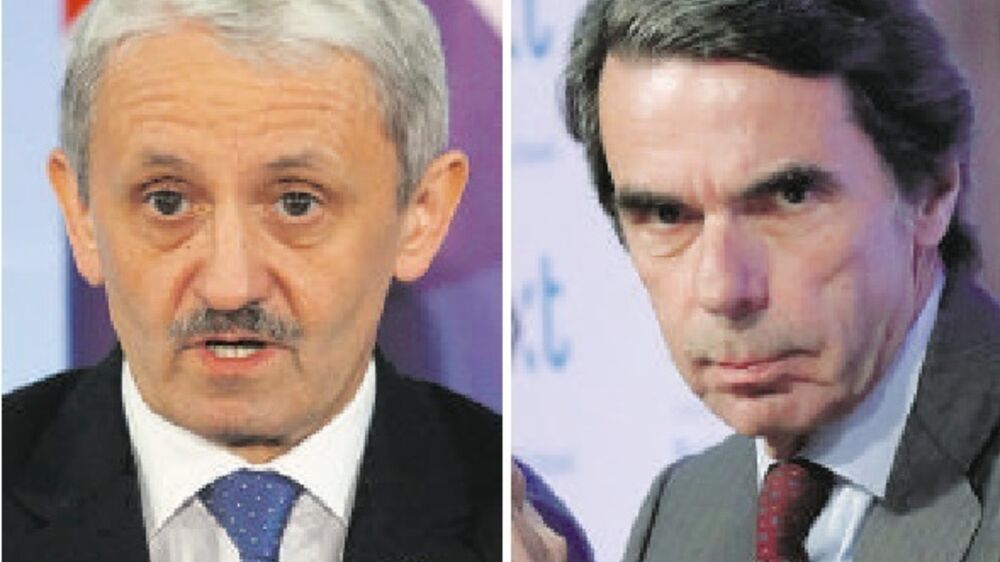 Dzurinda e Aznar na conferência do NOW