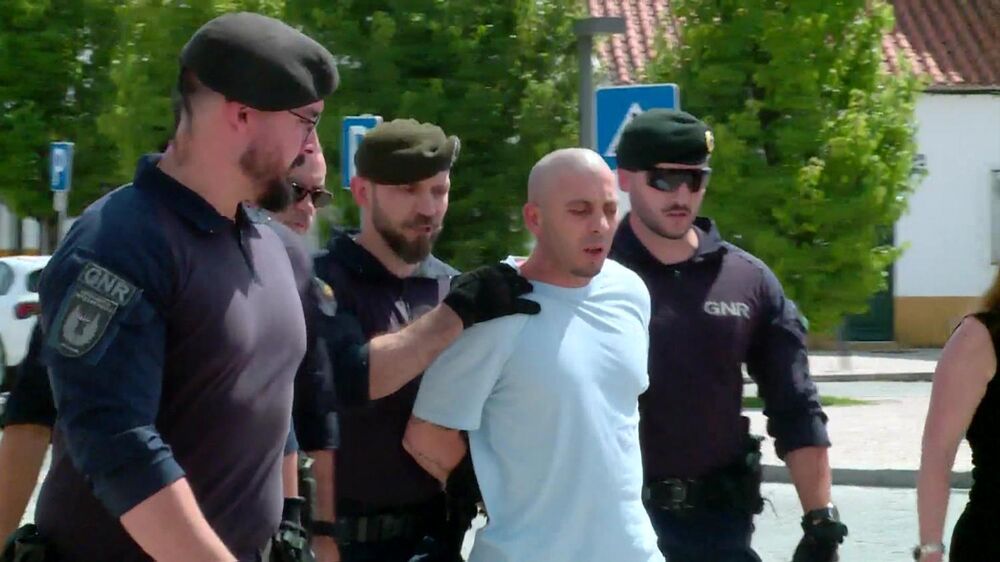 Homem que fugiu do Tribunal de Ponte de Sor entregou-se no mesmo juízo