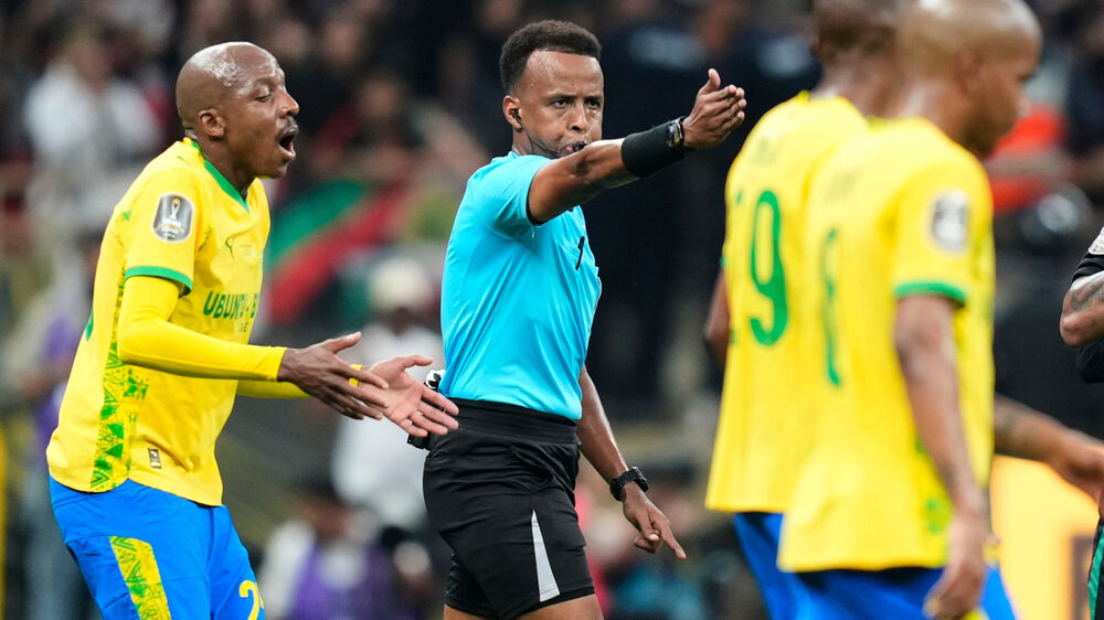 Árbitro Omar Artan impedido de entrar nos Estados Unidos