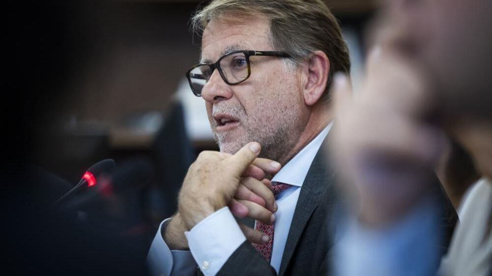 MAI vai dar incentivos para libertar agentes da PSP de funções administrativas