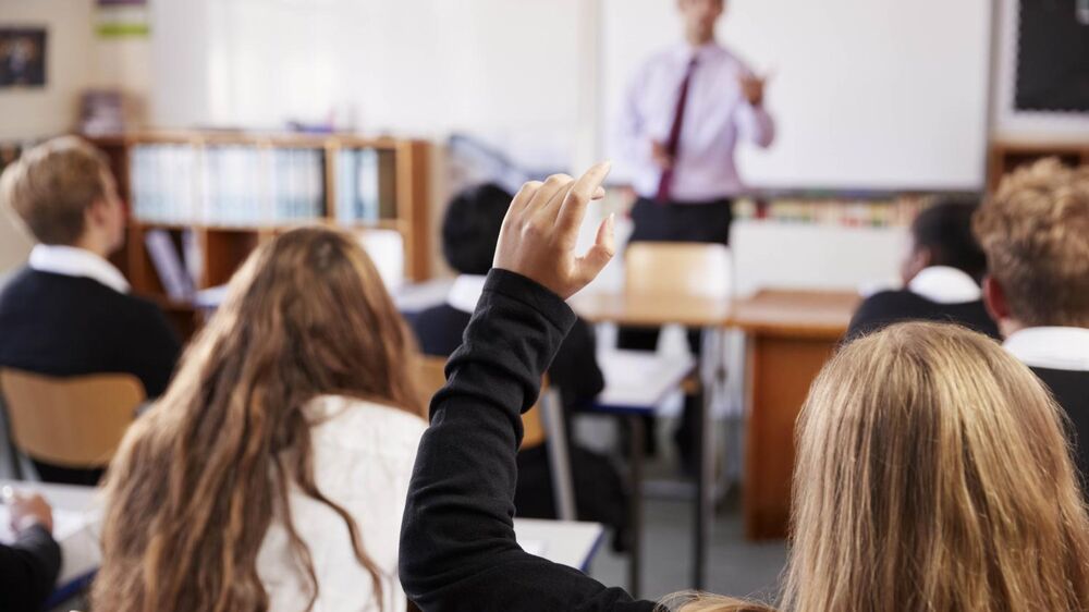 Milhares de alunos em risco de perder apoio especializado